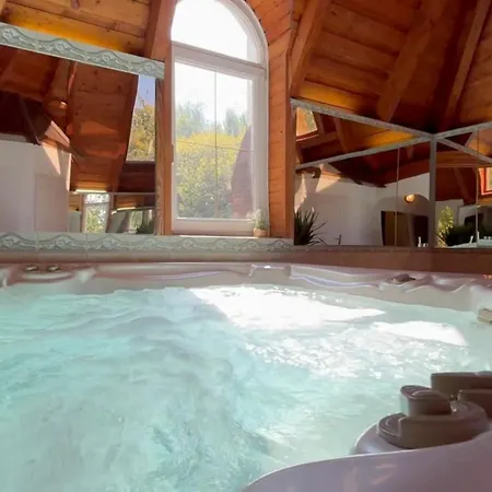 Hotel apartamentowy Levendula Es Rendezvenykoezpont Bogács