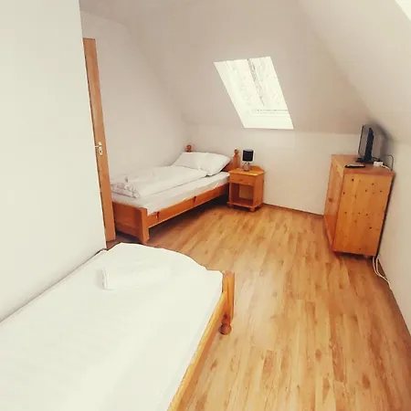 Levendula Es Rendezvenykoezpont Aparthotel *