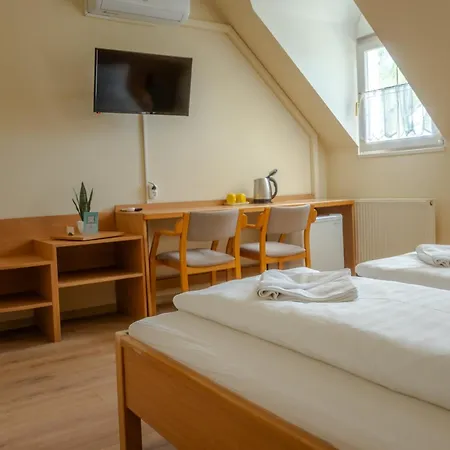 Levendula Es Rendezvenykoezpont 3* Bogács