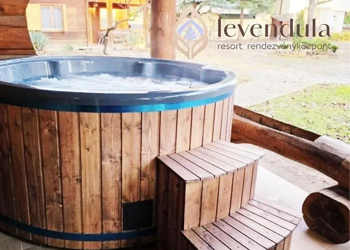 Levendula Es Rendezvenykoezpont Hotel de apartamente 3*